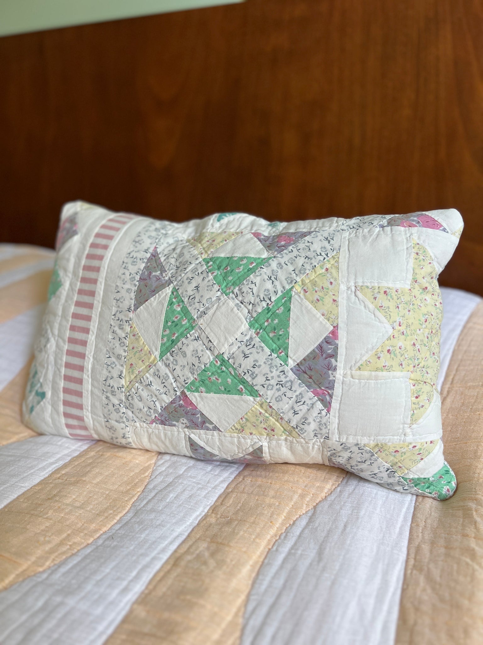 floral quilt pillow no. 1 [BIG!]